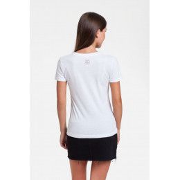 Футболка женская «Любовь — тишина»