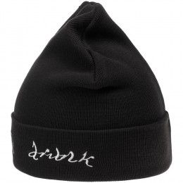 Шапка с вышивкой Drunk
