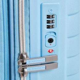 Чемодан Victoria M