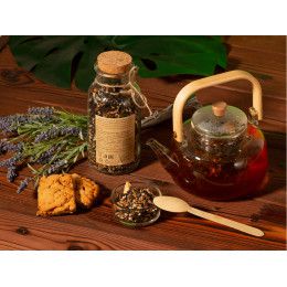 Чай черный, с соком имбиря, корицей и мёдом