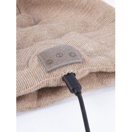 Шапка с Bluetooth гарнитурой Real Talk Headset