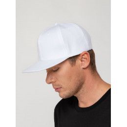 Бейсболка Snapback с прямым козырьком