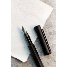 Ручка перьевая PF One