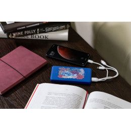 Аккумулятор с беспроводной зарядкой markBright Urban